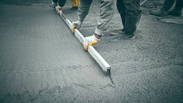 Best Concrete Walkway Installation  in Oakwood, PA